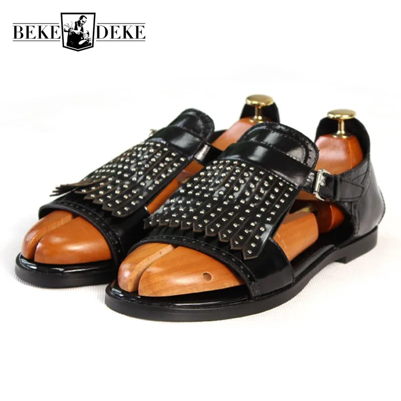 

Brand Hollow Out Fringe Rivet Sandals Men Genuine Leather Buckle Strap Outdoor Gladiator Sandal Summer Mens Footwear Flip Flops