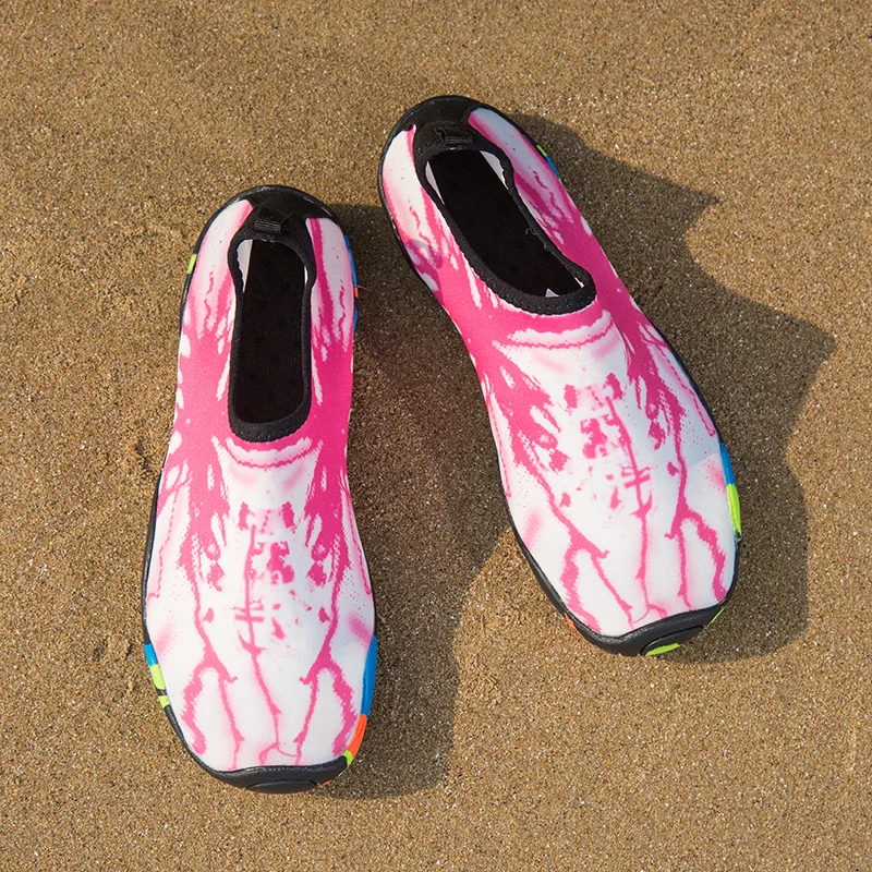 

Aqua Shoes Women Outdoor Swimming Soft Beach Shoes Quick Drying Seaside Men Footwear for Fishing Shoes Big 35-46 Diving Sneakers