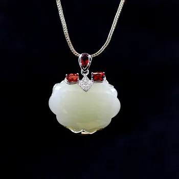 

S925 silver fashion lady lock natural Hetian pendant