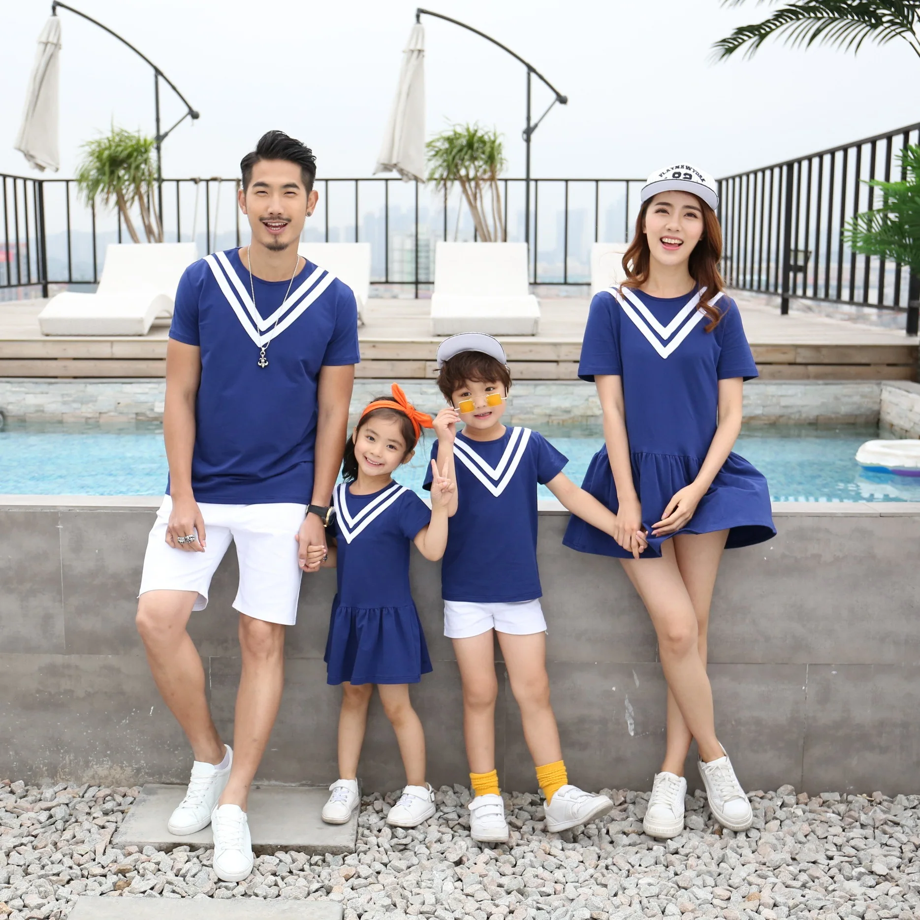 mom dad son and daughter matching outfits