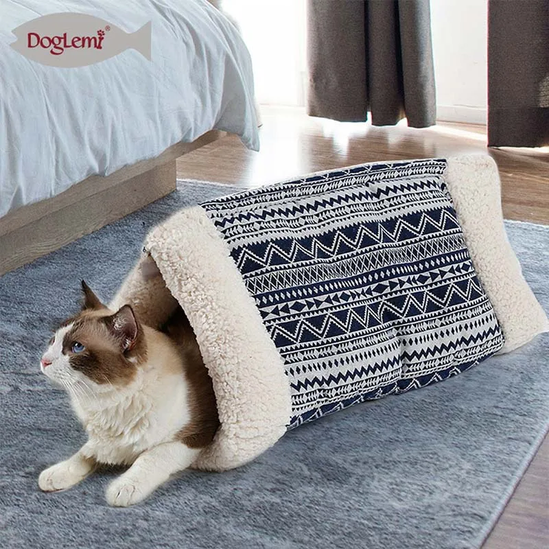 Lovely Cat Sleeping Bag Winter Warm Puppy Cat Bed Mat Pet Cave Bed Soft
