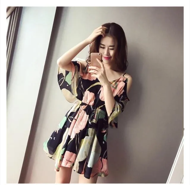 

Mr.nut chiffon floral dress summer 2019 new Korean version of the large size strapless small fresh sling shoulder beach dress