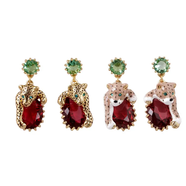 

Paris Jewelry New Enamel Glazed Fashion Trendy Golden Pink Leopard Simple Gem Women stud Earrings