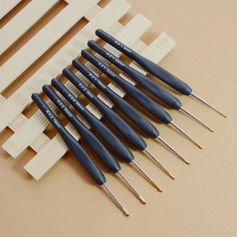 8Pcs / set Black Knitting Needles Plastic Handle Crochet hooks for Knit DIY Craft Loom Tool Weaving Kit Braid