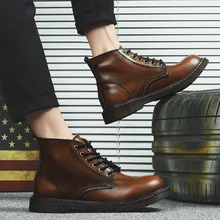 Модные однотонные мужские ботинки для отдыха; ботильоны с круглым носком на низком каблуке в стиле панк; мотоботы из искусственной кожи; сезон весна-осень; шитье из кружева; Уличная обувь