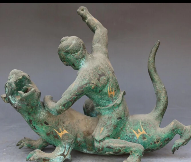 

Old Gunmetal Bronze Gold Gilt Buddhism Arhat Tiger Seat Eighteen Arhats Statue R0711