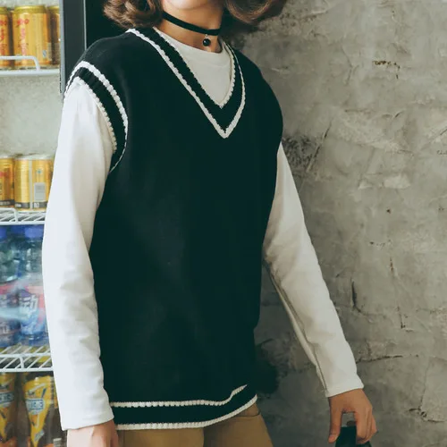 

Casual Knitted Vest Women Fall 2019 England Style Preppy V Neck Striped Sleeveless Sweater Pullover Black White Tops T198