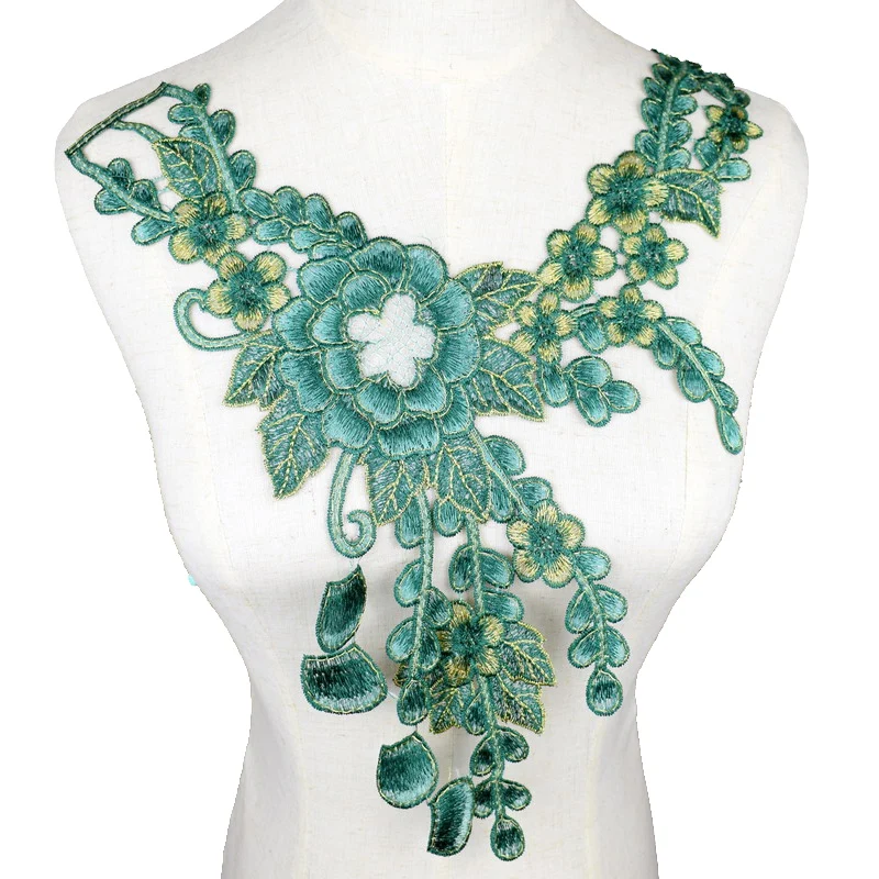 1 PCS Lace Embroidered Floral Neckline Neck Collar Patches Clothes