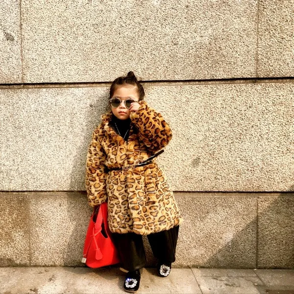 

2017 Winter Girls Leopard Fur Coat Boys Long Style Jackets Children Leopard Fur Parkas Down Jacket for boy&girls Kid Fur Trench