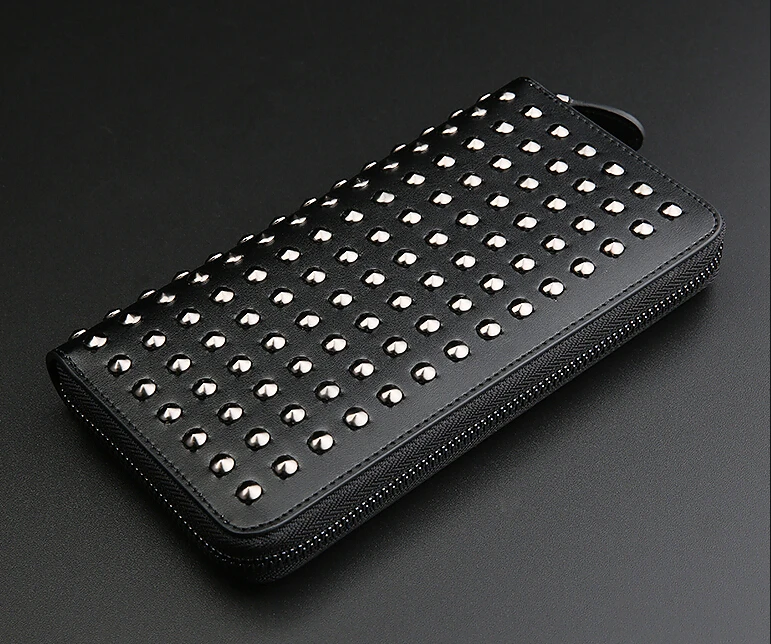 

Men Luxury Genuine Leather Wallet Rock Punk Style Black and White Color Rivets Around Long Purse Capacity for iPhone 7 7S Plus