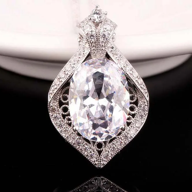 

High quality zircon inlaid large oval zircon pendant luxury pendant