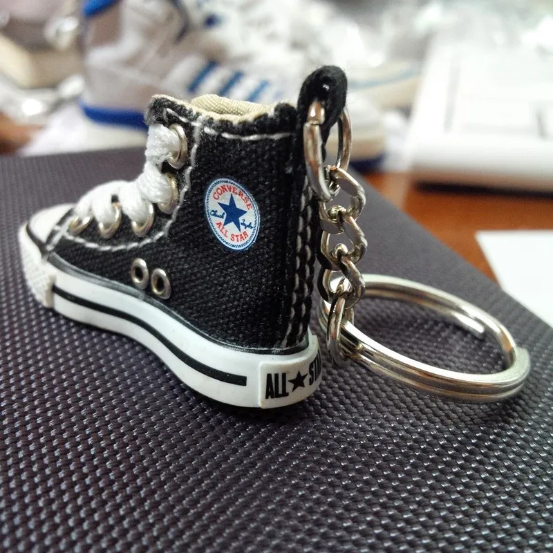 converse sneaker keychain