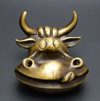 

China Exquisite Old Handwork cattle Brush Pots Ashtray Jar Brass