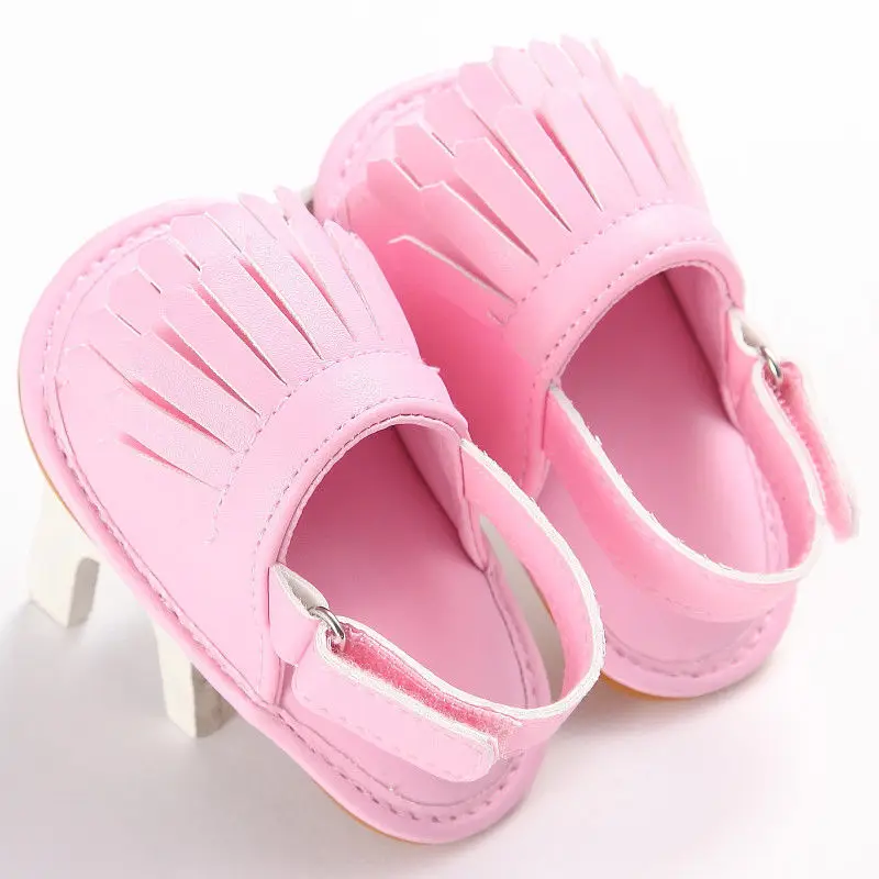 Г. Новая летняя Красивая повседневная обувь босоножки 9 Стильные однотонные туфли на плоской подошве с кисточками на застежке-липучке обувь для малышей от 0 до 18 месяцев