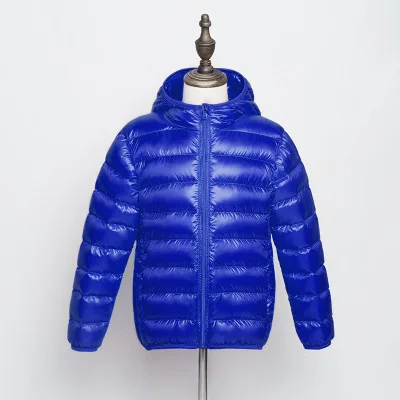 Детские пуховики для маленьких мальчиков и девочек Сверхлегкий, портативный пуховое пальто на утином пуху, детская куртка с капюшоном, пуховик зимняя куртка-парка детская верхняя одежда - Цвет: Blue