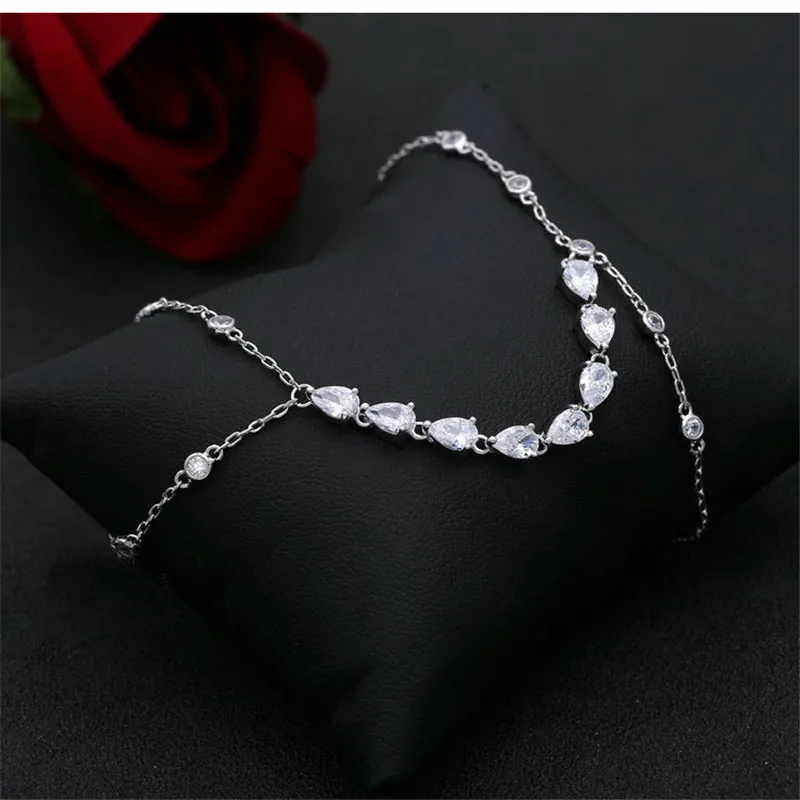 

Female Wild Fashion Finger Bracelet Micro-inlaid Water Drops Zircon Hand Back Chain for Women ZK40