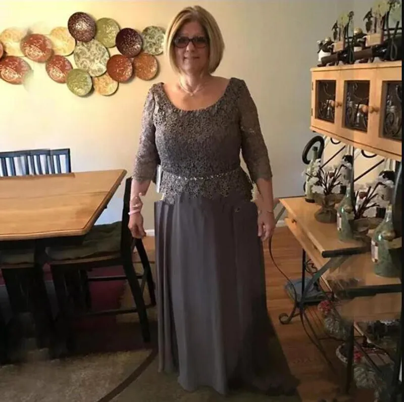 Plus Size Grijs Moeder Van De Bruid Jurken Scoop Lange Mouwen Lace Top Zipper Terug Ontworpen Voor Bruiloft Avond Partijen longo Plus Size Grijs Moeder Van De Bruid Jurken Scoop Lange Mouwen Lace Top Zipper Terug Ontworpen Voor Bruiloft Avond Partijen longo