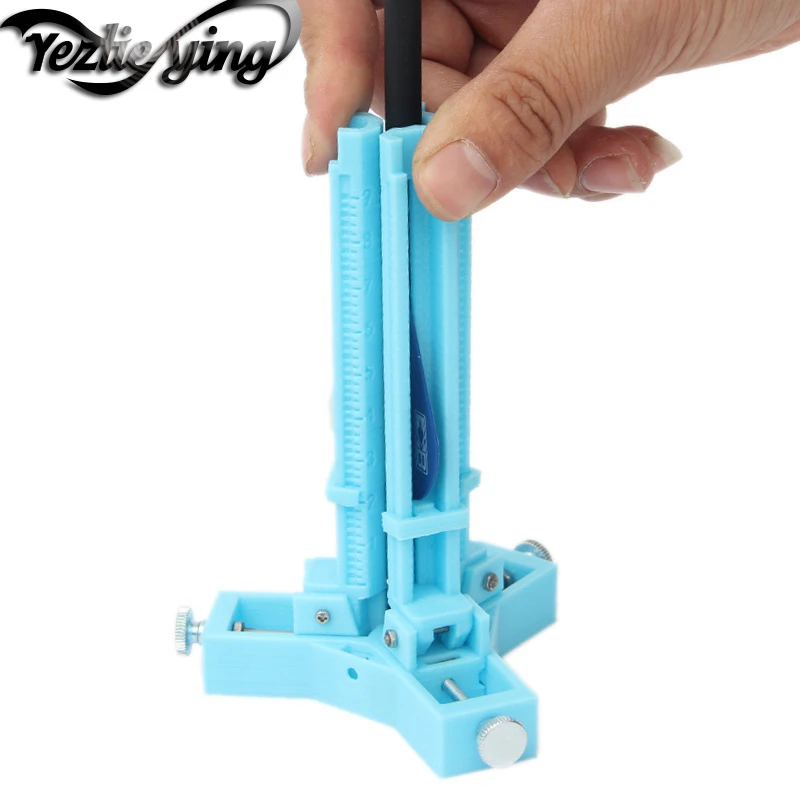 

Crossbow Hunting Archery Adjustable Tools Plastic 3 Feathers Stick Bonding Fletching Stick Rubber for Bow Hunting Accessories