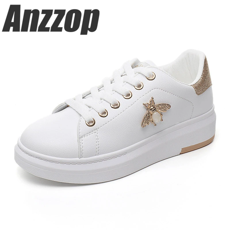 

Women Casual Shoes 2019 New Women Sneakers Fashion Breathable PU Leather Platform White Women Shoes Soft Footwears Rhinestone