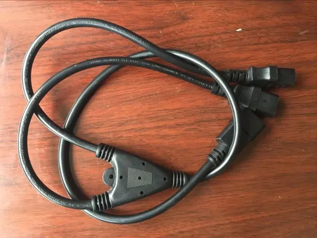 Cheap Single Server C14 to C19 Y Splitter Extension cable Power Cable Cord 1.4 meter AQJG More Discount Contact Us Cheap Single Server C14 to C19 Y Splitter Extension cable Power Cable Cord 1.4 meter AQJG More Discount Contact Us