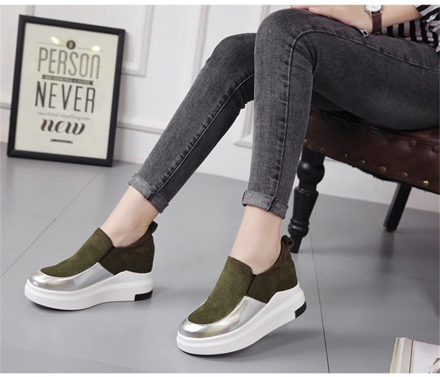 7936526563_1933150472_conew2