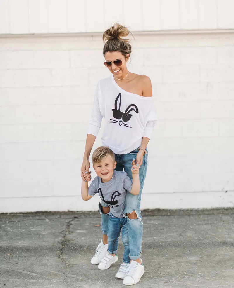 2017 neue Marke Mutter Kleinkind Baby Kinder Mädchen Jungen Familie Passenden T-shirt Tops Casual Outfits Rabit Gedruckt Kleidung