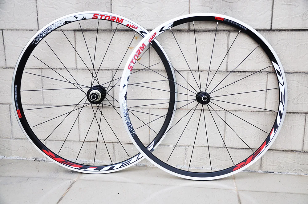 High quality 700c road bike wheelset light weight bearing 20 hole 120 click road bike wheels