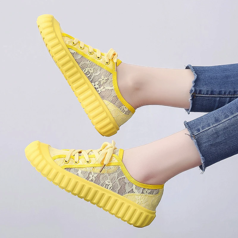 

Comfortable Mesh Sneakers Women Summer Flat Shoes Lace Upper Casual Breathable White Shoes Woman Yellow Black Vulcanize Shoes