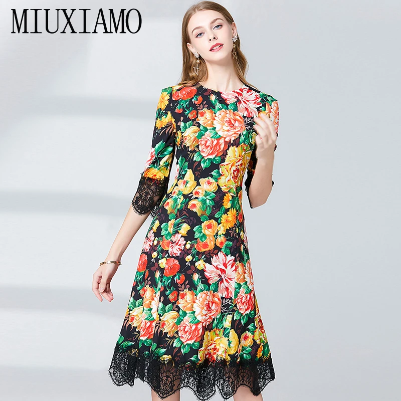 MIUXIMAO, высокое качество,, летнее платье, новейшее, Европейская мода, кружево, роза, цветочный принт, длина до колена, Повседневное платье для женщин