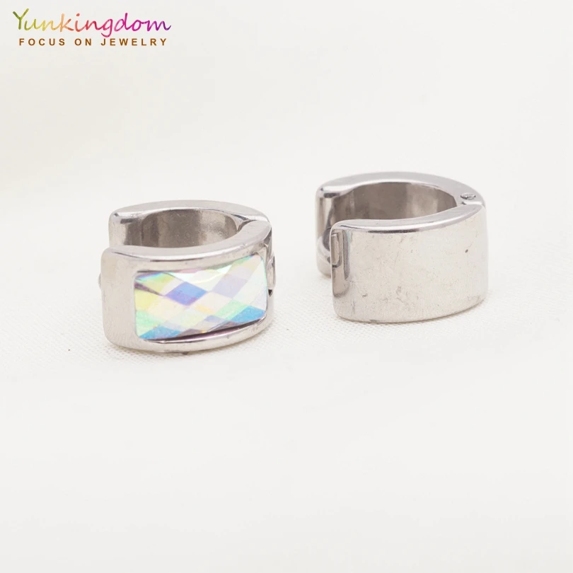 Yunkingdom shiny rhinestone stainless steel small hoop earrings for women and girl 2018 new fashion jewelry wholesale UE0289 - Image 4