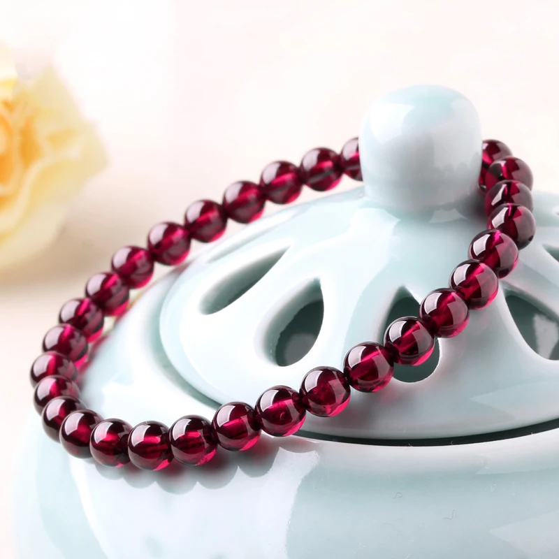 

Rose Garnet Bracelet Female Garnet Lap Bracelet Crystal Fashion Jewelry Gift