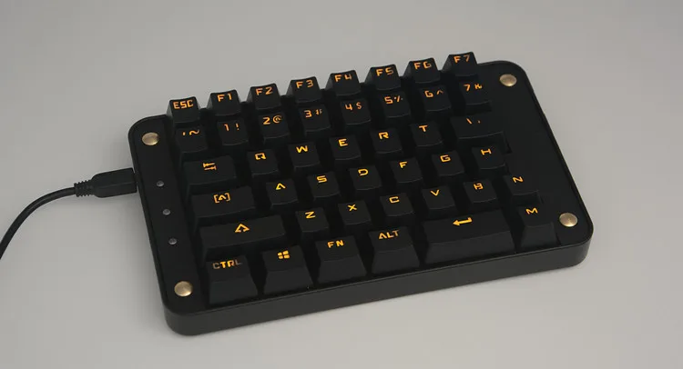 Left Hand Game drawing Full key programmable macro antighosting yellow backlit cherry mx switches gaming mechanical