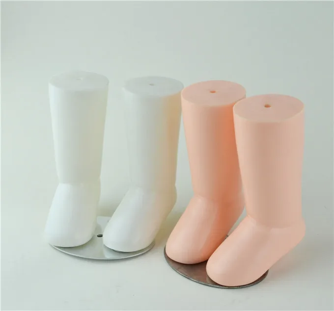 Free Shipping A Pair 9cm infant Baby Mannequin Foot Model Children Foot Model With Magnet For Sock Shoes Display Manikin  (10)