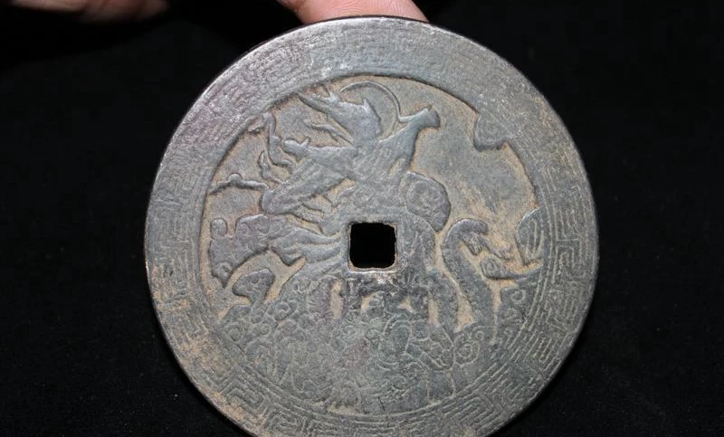 

80MM China Folk Collect Bronze Snake ZhenWu Emperor God Round Statue a5.19