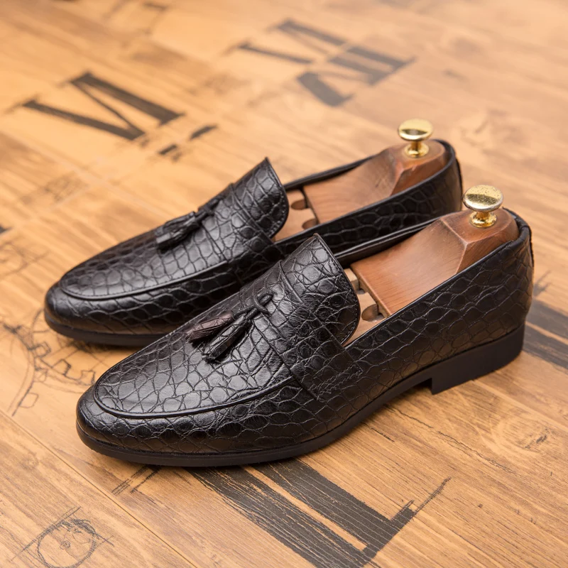 retro crocodile pattern men shoes luxury brand snake skin tassel formal leather male footwear italian designer oxford shoes men (8)