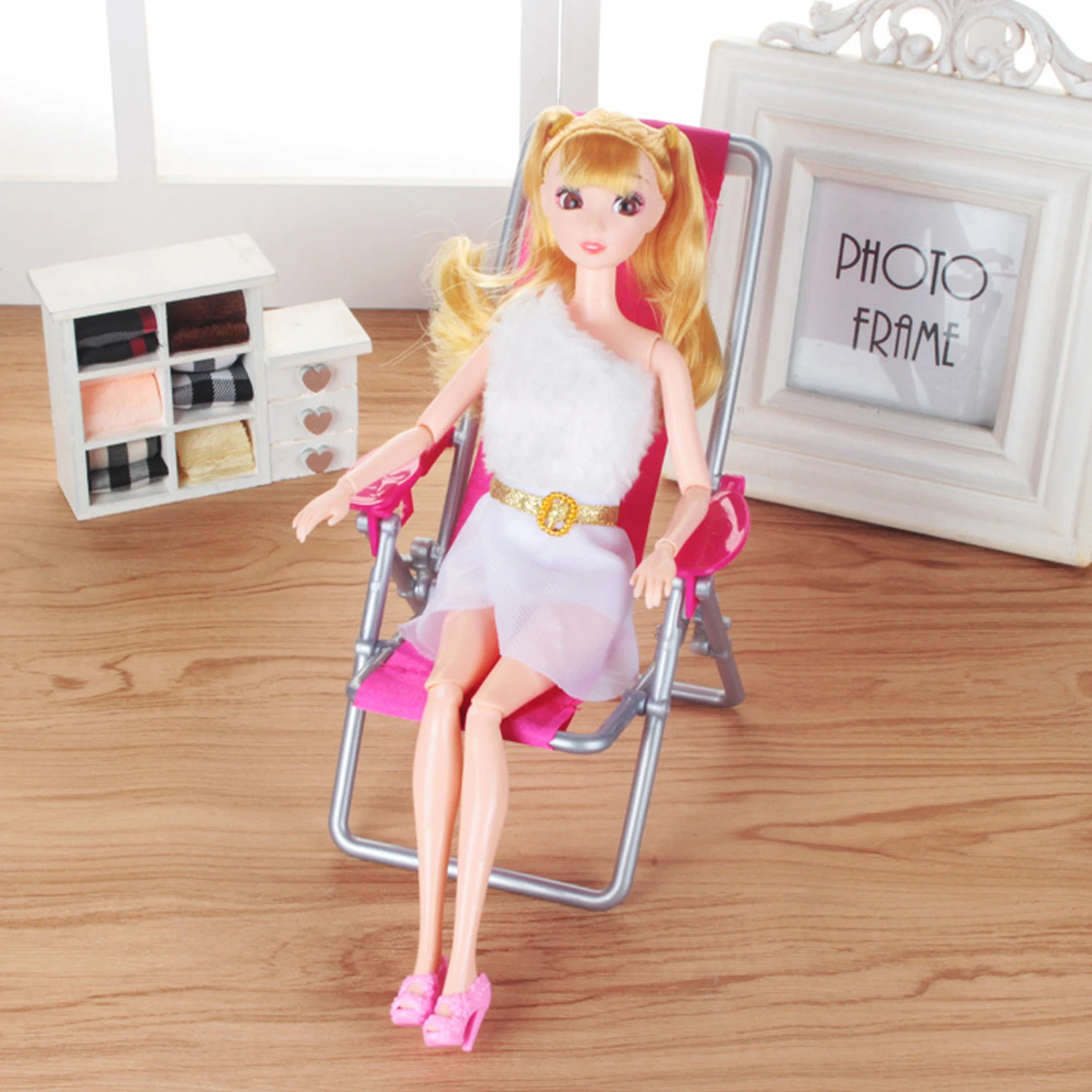 Kids Mini Foldable Lounge Rocking Beach Chair Deckchair Recliner Sunbathing Chair Dollhouse Furniture Accessories for Barbie Toy Kids Mini Foldable Lounge Rocking Beach Chair Deckchair Recliner Sunbathing Chair Dollhouse Furniture Accessories for Barbie Toy