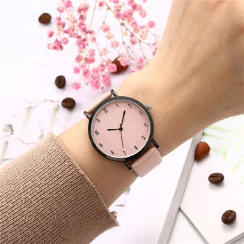 

HOT 2019 Luxury Brand Women's Watch Simple Style Leather Band Quartz Watch Fashion Wristwatch Ladies Watches Clock For Women A4