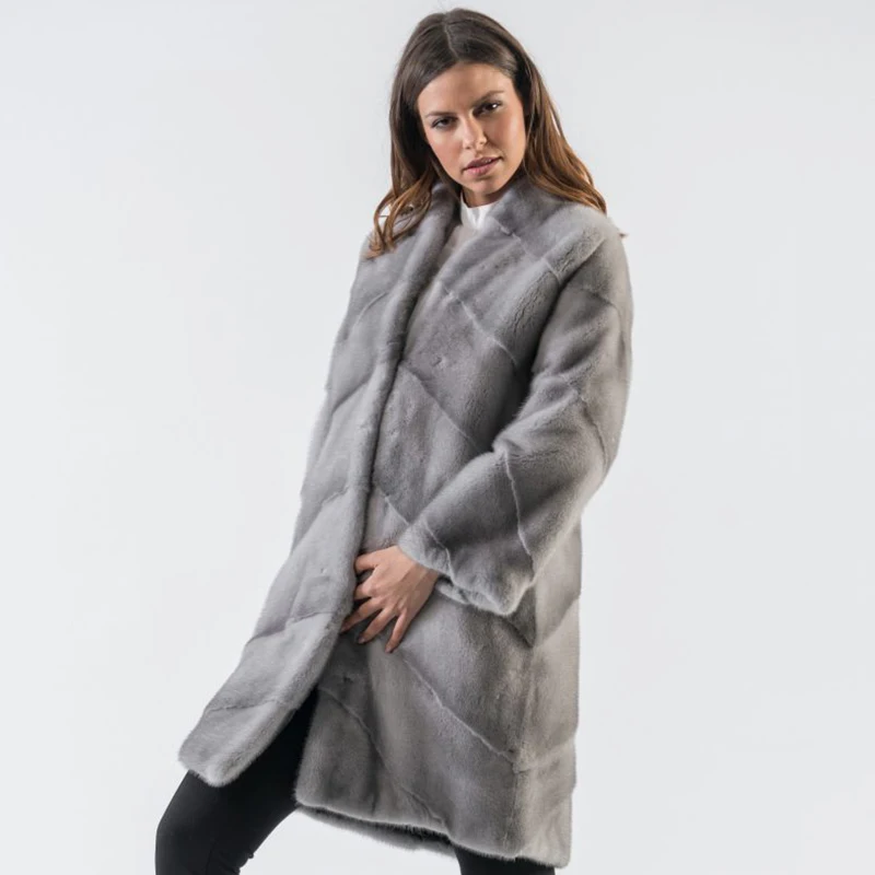 9.-Saphire-Full-Lenght-Mink-Fur-Coat-5-900x797
