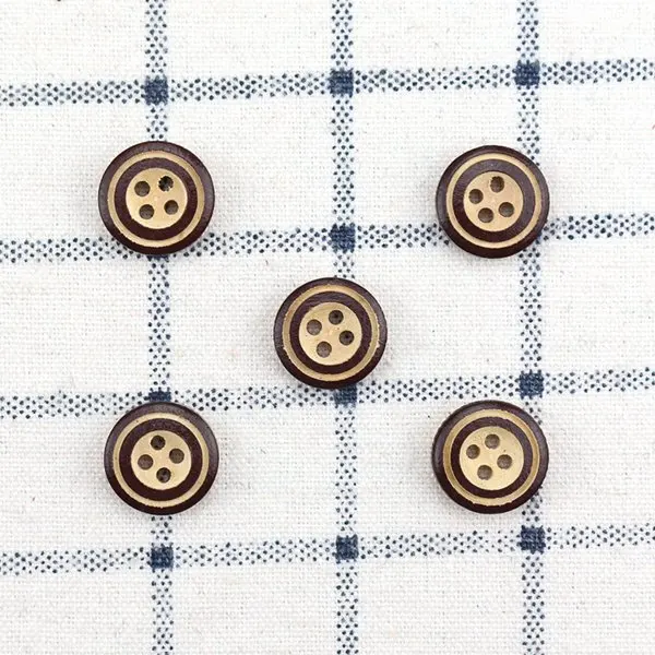 Brown 50 шт./компл. из натурального дерева смешанные цвета Кнопки 2 отверстия кнопки для художественных ремесел коллекции и аксессуары для шитья ручной работы - Цвет: Brown