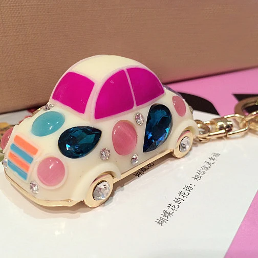 Новое поступление крутой хрусталь и металл Beatles модели машинок стиль брелок для