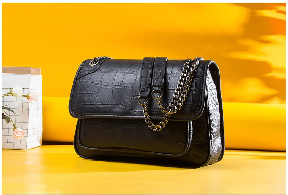 C3015-black_14.jpg