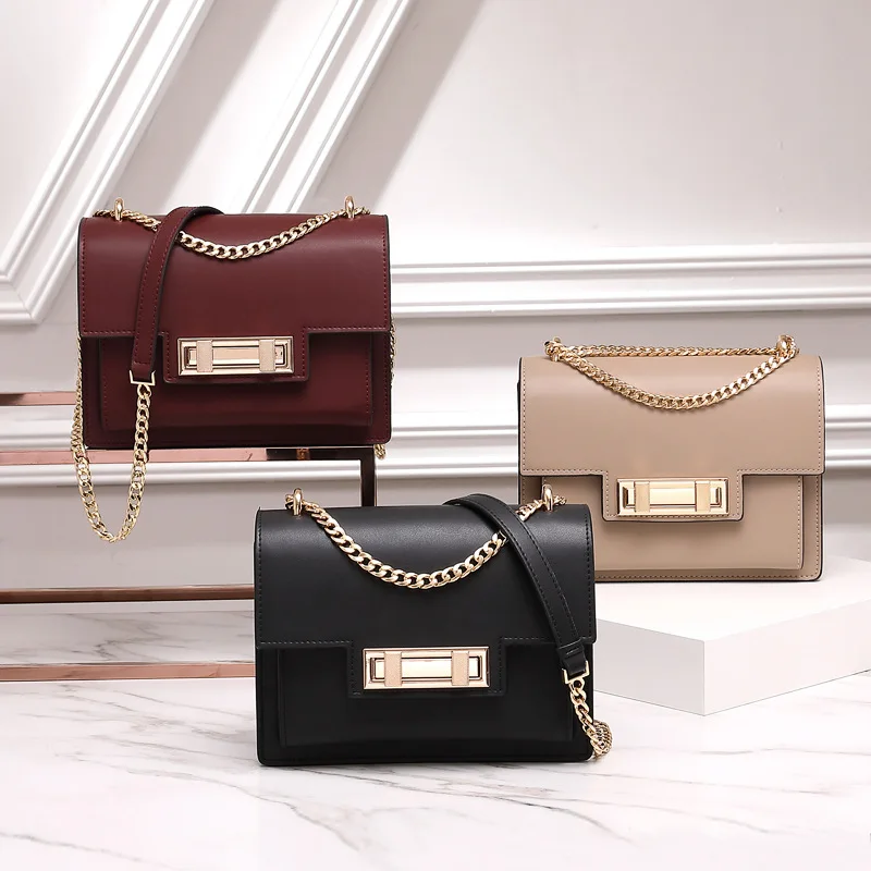 

New Chain Bag Girl new Slant Bag Star with Leather Lock Button Small Square Bag Spring and Summer Cowskin Girl Bag