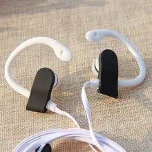 MOONBIFFY Wholesale 3.5mm sport Earphones Headphone Headset with mic For iPhone Samsung Xiaomi MP3 High quality Bass for running