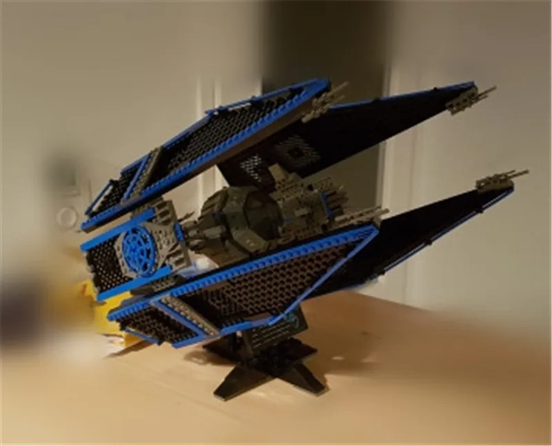 

703pcs Lepins Star SPACE Model Wars Limited Edition The TIE Interceptor Building Blocks Bricks Figures Toys Boys Gifts