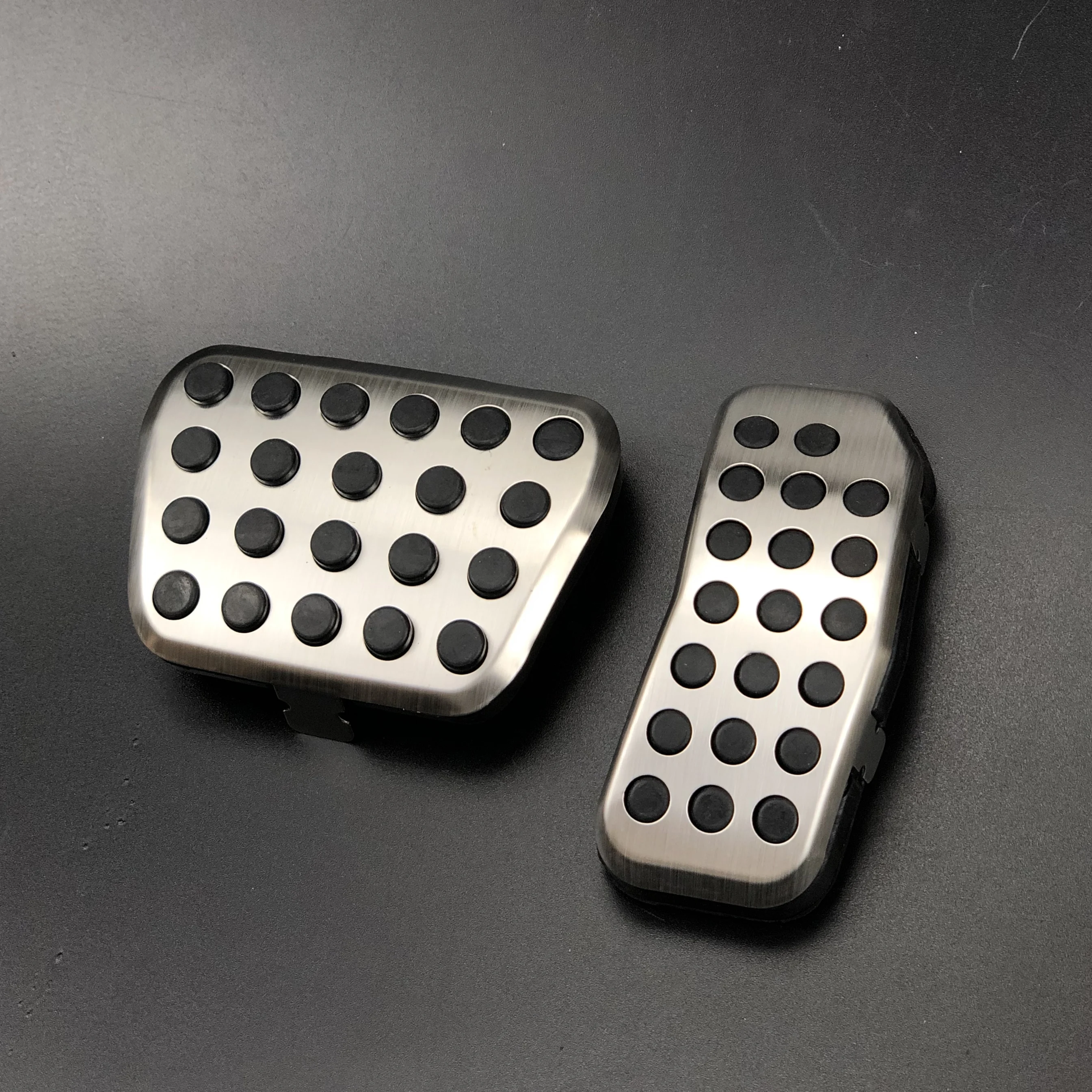 

Car styling Brake Clutch Accelerator Gas Pedal Pad Covers case For Ford Fiesta Ecosport Mazda 2 auto accessories