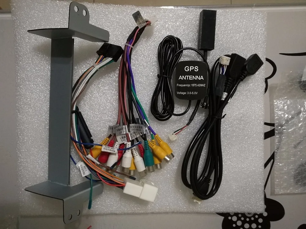 Flash Deal 10.1" Car Multimedia System Car DVD GPS For Mitsubishi ASX  Support steering wheel control 1GbRam 4-core WIFI DVR 3G 1024*600 18