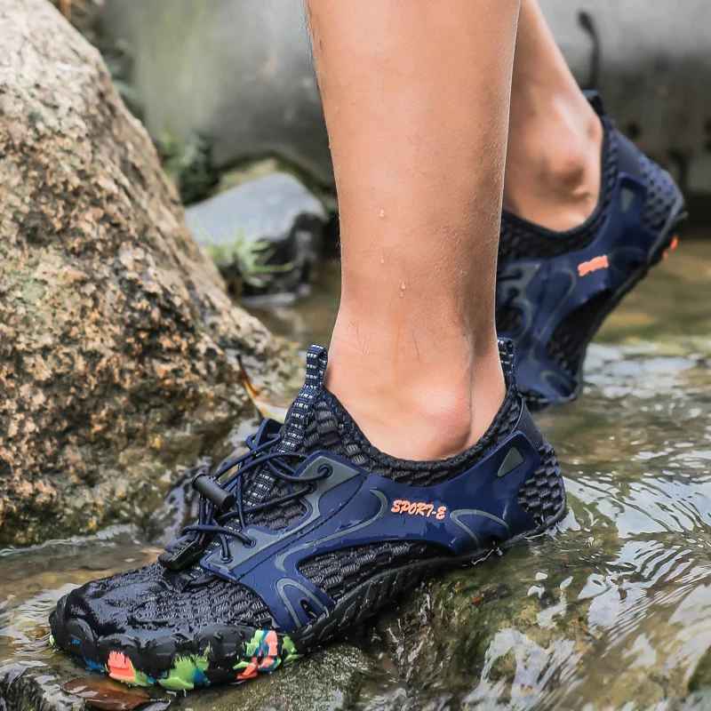 

Men Outdoor Sneakers Breathable Hiking Shoes Men Women Outdoor Hiking Sandals Trekking Trail Water Shoes 35-48