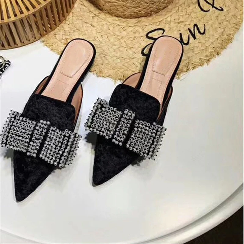 

Hanbaidi Fashion Velvet Slip On Women Slippers Luxury Brand String Bead Pointed Toe Loafers Ruwnay Party Drees Shoes Women 2018