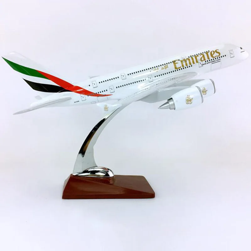 

30CM 1:250 Scale Airbus A380-800 model United Arab Emirates airline with base alloy aircraft collectible display toy collection