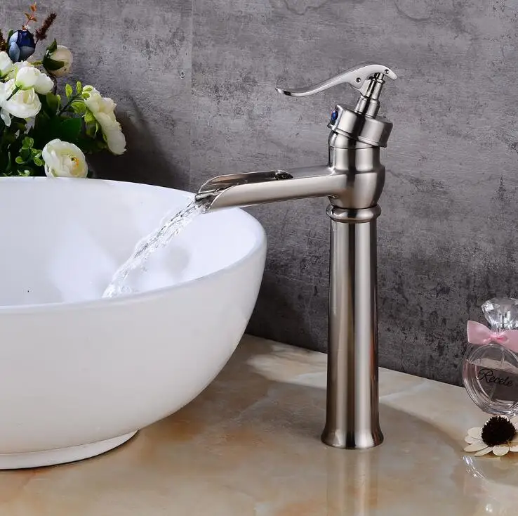 جديد كروم شلال صنبور خمر حوض خلاط شلال حوض صنبور الحمام خلاط حوض المغسلة الحنفية الغرور الحنفيات XT526 جديد كروم شلال صنبور خمر حوض خلاط شلال حوض صنبور الحمام خلاط حوض المغسلة الحنفية الغرور الحنفيات XT526